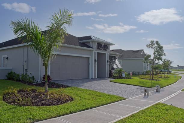 Best Driveway Paving Contractor  in Loma Ri, CA